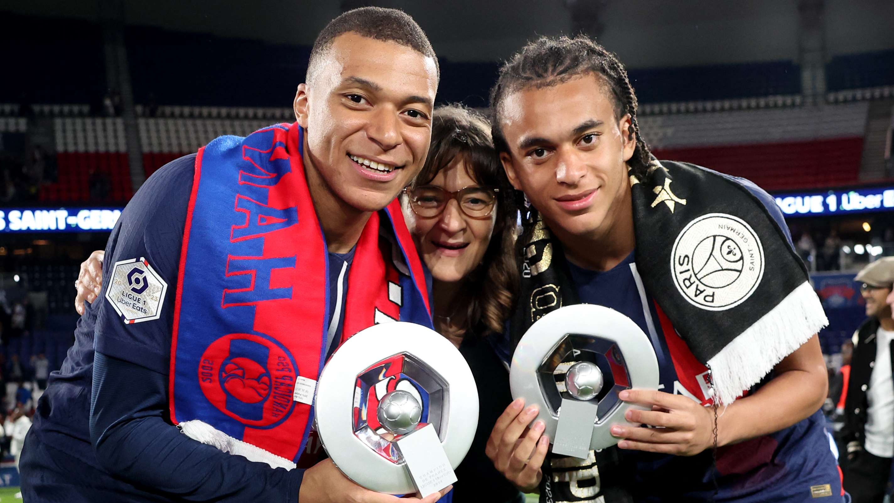 件激動人心 件激動人心